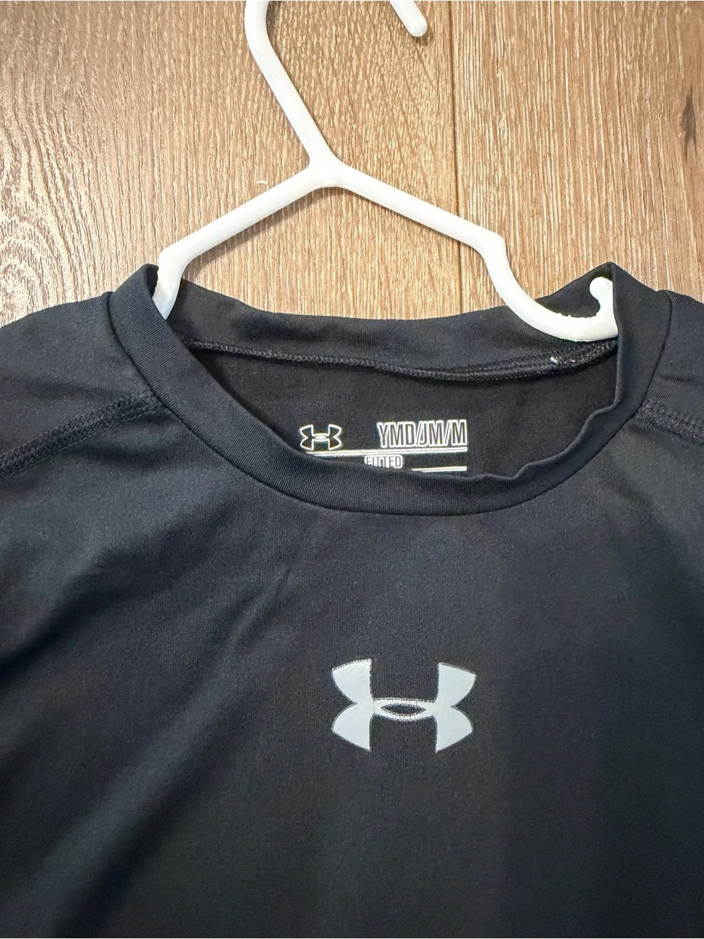 Under Armour Youth Boys Black Long-Sleeve and Short sleeve heat gear
